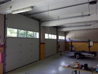 51 - Industrijska garažna vrata na gasilskem domu