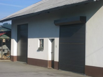 05 - Rolo industrijska garažna vrata v RAL barvi.