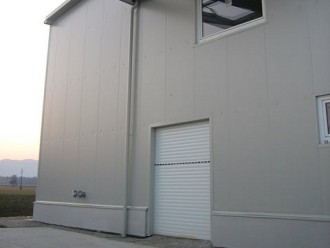08 - Rolo industrijska garažna vrata z zasteklitvijo.