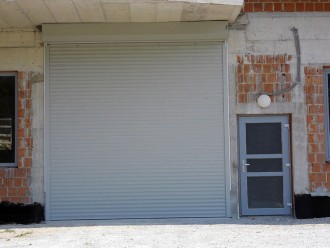 14 - Rolo industrijska garažna vrata.